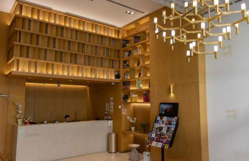 Best Location Puerta de Alcalá - Photo 18