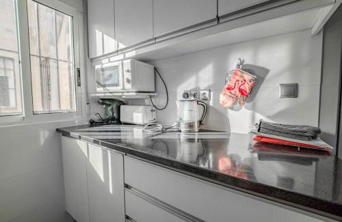 Spacious 3-Bed Apartment with Stunning Lake Views - Foto 36