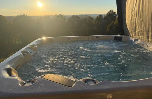 Ozark Retreat with Mountain Views Fire Pit & Deck - Foto 2