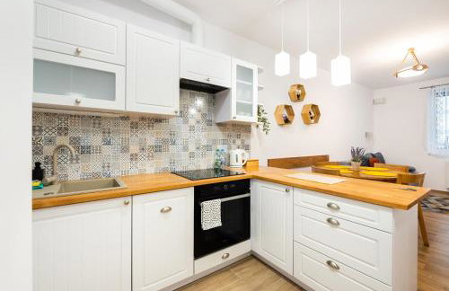 Metro Bemowo Colourful Apartment by BookingHost - Foto 12