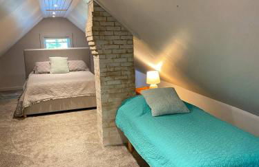 Duplex Farmhouse Rental Walk to Downtown - Foto 27