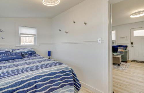 Lakefront Gem with Watercrafts and Dock in Coldwater! - Foto 16