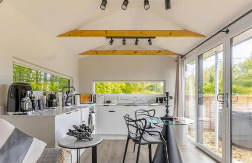 Glass House - Ukc7127 - Photo 3