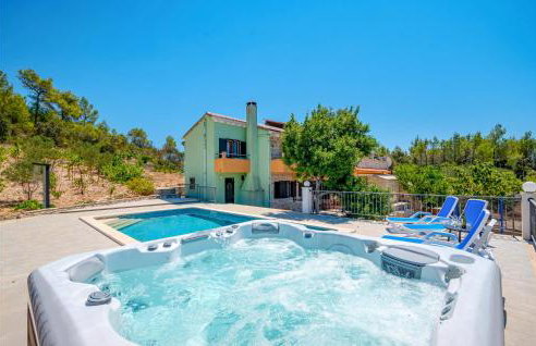 Pet Friendly Home In Cara - Photo 2