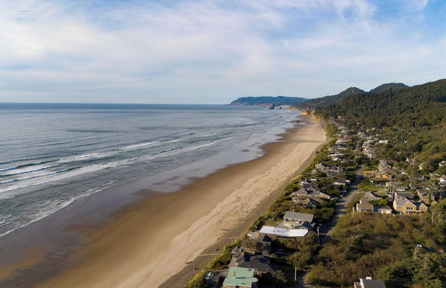 Royal Canoe by Avantstay Walk to the Shore + Private Yard - Foto 54