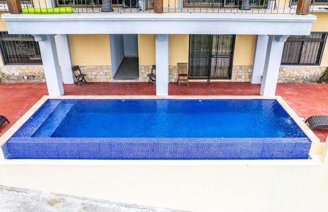 2-Bedroom Ocean-View Condo with Pool - Foto 24