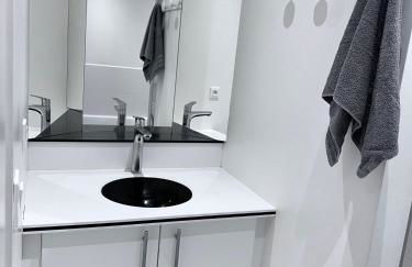 Le Rapp 6, Appartement de Standing 3 chambres, 7 personnes &1 bébé, Cosy et familial ultra équipé Emplacement Idéal proche Gare Centre ville Marchés de Noël Quartier Tribunal Contades - Foto 35