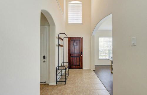 Elegant Retreat at Katy Houston, 2330 sf, 4 Bedroom 2 and Half Baths, Game Room, King Bed, BBQ, Located near Katy Asian Town, Typhoon Waterpark - Foto 32