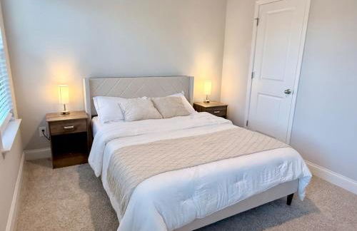 Luxury 5 Bedroom 4 bath open kitchen living room - Foto 46