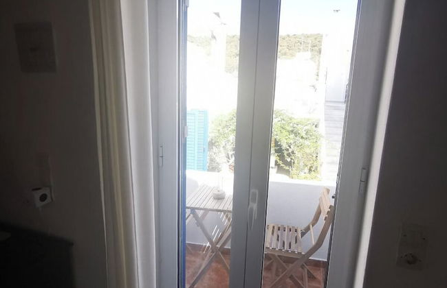 Authentic White House in Paros Lefkes - Photo 23