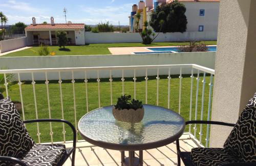 Palmeiras Apartement - T1 com Piscina - Foto 3