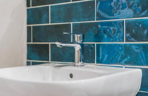 #45 2 bed Lux Fountain Lofts Digbeth - Near Blakesley Hall Museum - Sleeps 5 - "Perfect for Contractors and Families " - Foto 33