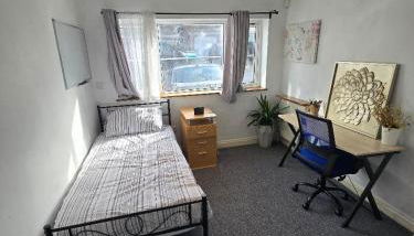 Charming Highworth,Swindon Stay, Wi-Fi Car park - Foto 3