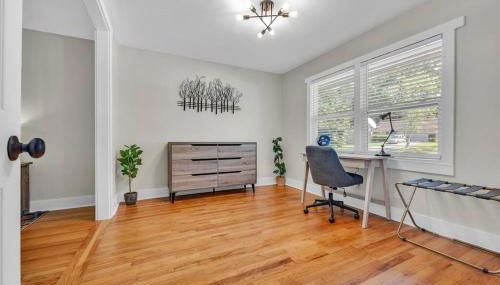 Modern Luxury with Pool Table 3BR-5BD Sleeps 10 - Foto 3