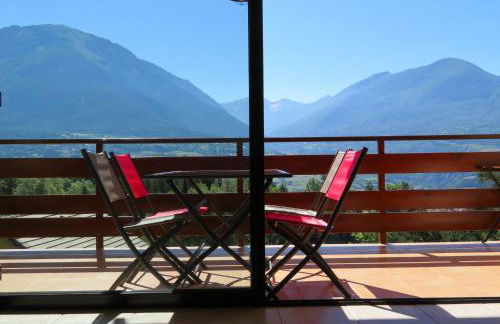 Bel appart - 2 chambres - terrasse - vue exceptionnelle - à 5 minutes du centre ville - Photo 1