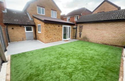 Cosy 4 bedroom holiday let Stevenage 22mins from London on the train - Foto 39