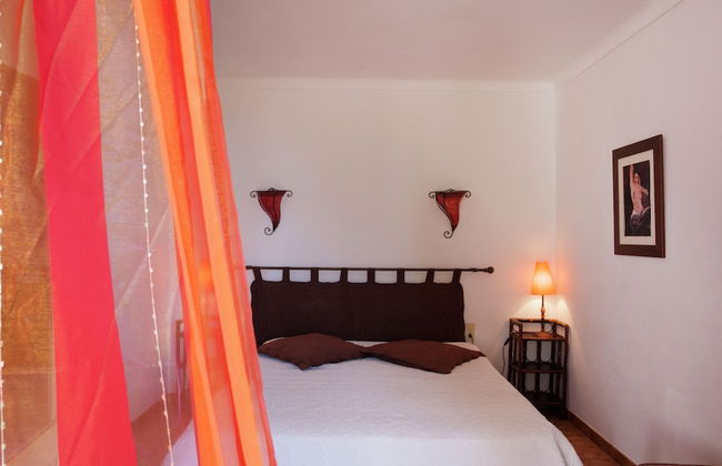 Cosy Holiday Home in Cargese Corse-du-sud Near Sea - Foto 9