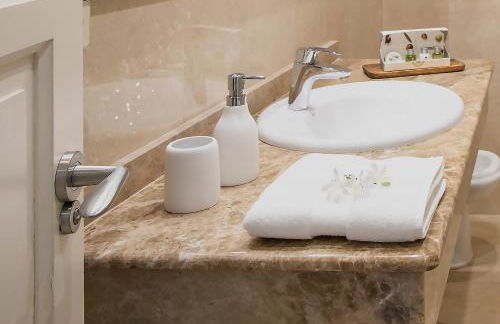 Puerto Banús, An Ideal Escape! - Photo 16