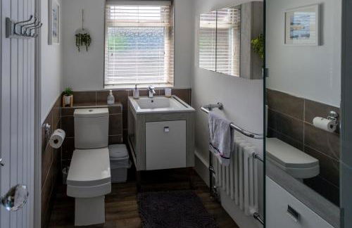 Cottage, Hot Tub, Open fire, Games Room, large Garden Sleeps 2-8 - Foto 70