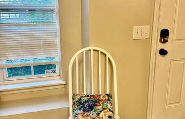 Modern Entire 2-Bedroom House for 6 Guests at University City - Foto 9