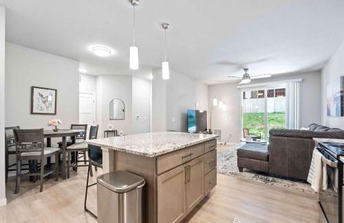 Fitness Room Pool Univ Research Park and Parking - Foto 37