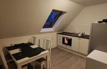 Dachgeschosswohnung mit Klimaanlage in bester Lage - Foto 6