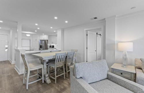 Summer House 202 - 3BR Oceanfront Condo! View! - Foto 27