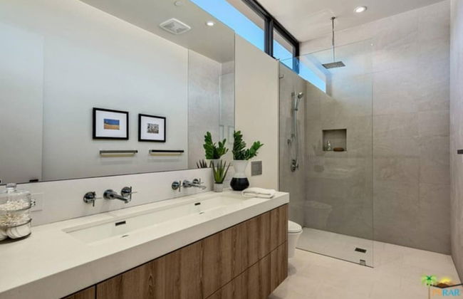 Luxurious Rancho Mirage Estate w Pool Spa - Photo 22