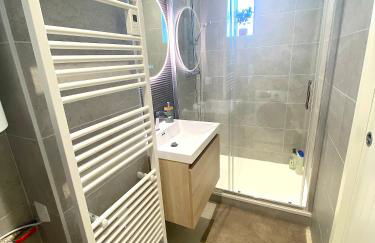 L'Essentiel - Cocon lumineux au cœur de Hauteville - Foto 21