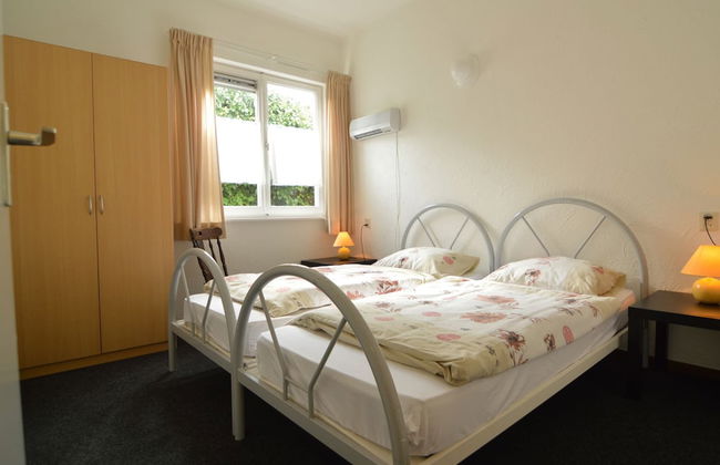 Snug Apartment in Schin op Geul Near Public Pool - Photo 4