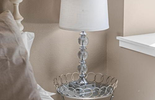 Stylish Church Conversion Walk to LoHi - Foto 28