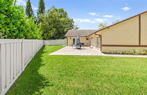 Alluring Luxury Oasis, Modern Comfort & Relaxation - Foto 61