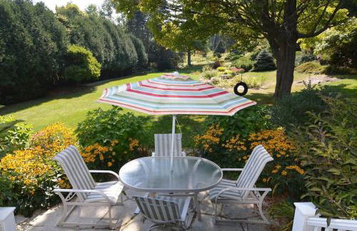 Carraig Mor Cottage - Beautiful House, Amazing Garden, Downtown Baileys Harbor - Foto 31