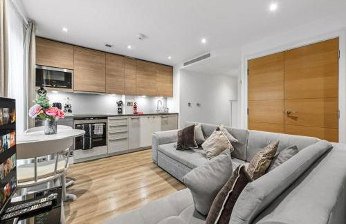 Modern London Stay with Luxe Comfort - Foto 23