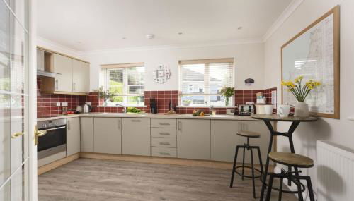 September Sea - Photo 3