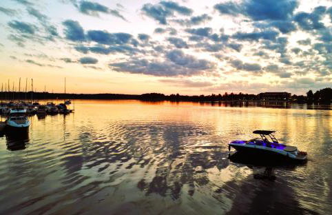 Marina Ostróda IV - super widok na jezioro, 10 m do wody, taras i balkon, winda, klima, garaż - Foto 39