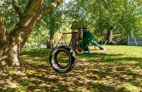 Franklin 4BR Escape, BBQ, Fire Pit, Sleeps 15 - Foto 16