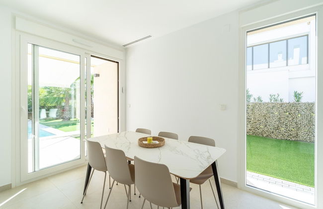 Elegant Home With Pool - Foto 33