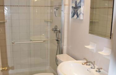 Pet Friendly, Single Family, Private Heated Pool, Hot Tub, Beach Badges And Beach Equipment, Private Fenced In Yard, Deck And Covered Patio, Granite, - Foto 12