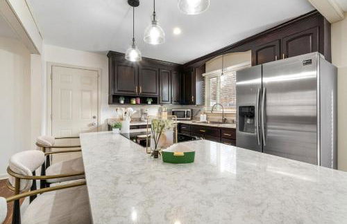 Nall Hills Gem! Great location & new interior! - Foto 19