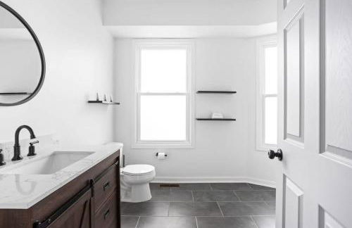 Full Duplex Retreat-Two Homes Near Eastside- Family Friendly - Foto 12