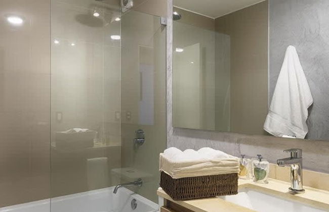 w Cozy 2BR in Luxury Building in Barranco - Photo 9