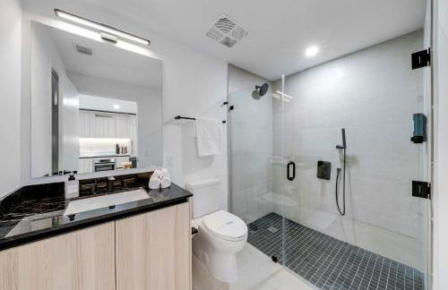 Sleek Escape-Resort-Style Stay with Pool Spa & more - Foto 12