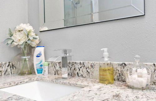 H Town Hideout SLPS 10 KingBD Fire Pit - Foto 35