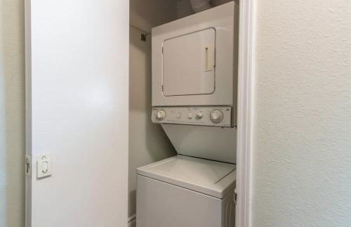 Boulevard Stays Quiet 1BR King Suite Pool Gym Parking 01 - Foto 11