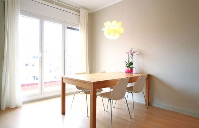 BarcelonaForRent The Sagrada Penthouse - Photo 7