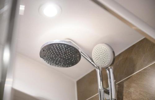 Stylish Wilmslow Retreat, Perfect for Business & Long Stays - Foto 18