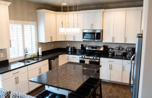 The Heber Hangout: 4BR Family Home + Spa - Foto 10