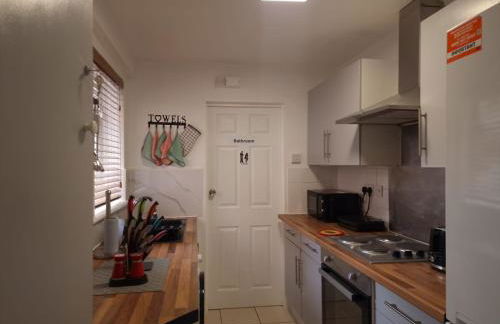 Beth House - Photo 9