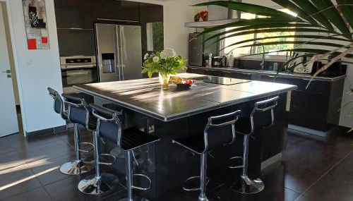 Villa d'architecte avec piscine chauffée, 4 chambres, à 30 mn Gruissan plage - Foto 5